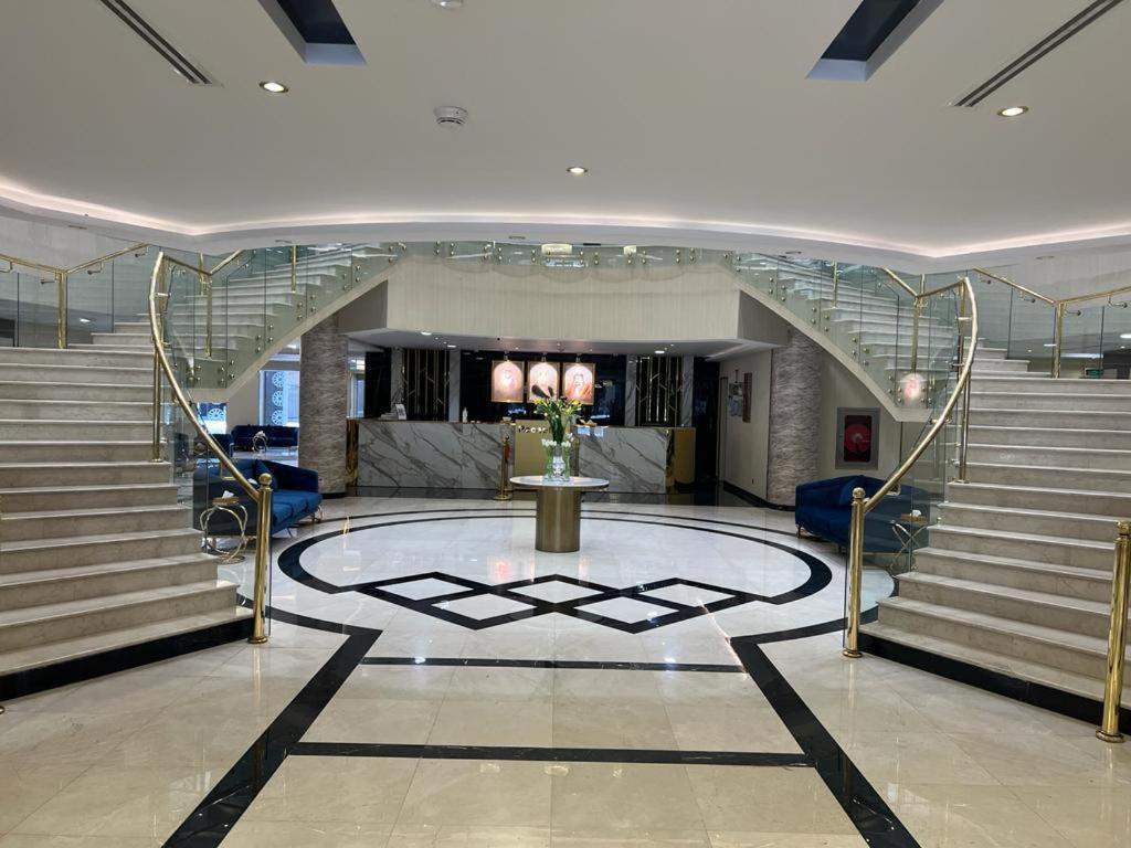 Отель Al Ansar Golden Tulip Медина Экстерьер фото